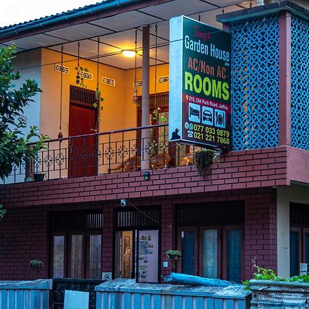 Tony'S Garden House Back Packers Inn Jaffna Exterior photo