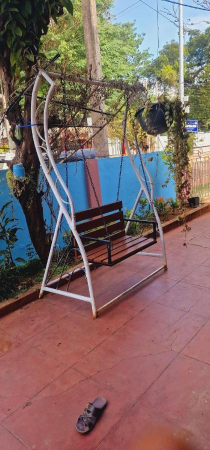 Tony'S Garden House Back Packers Inn Jaffna Exterior photo