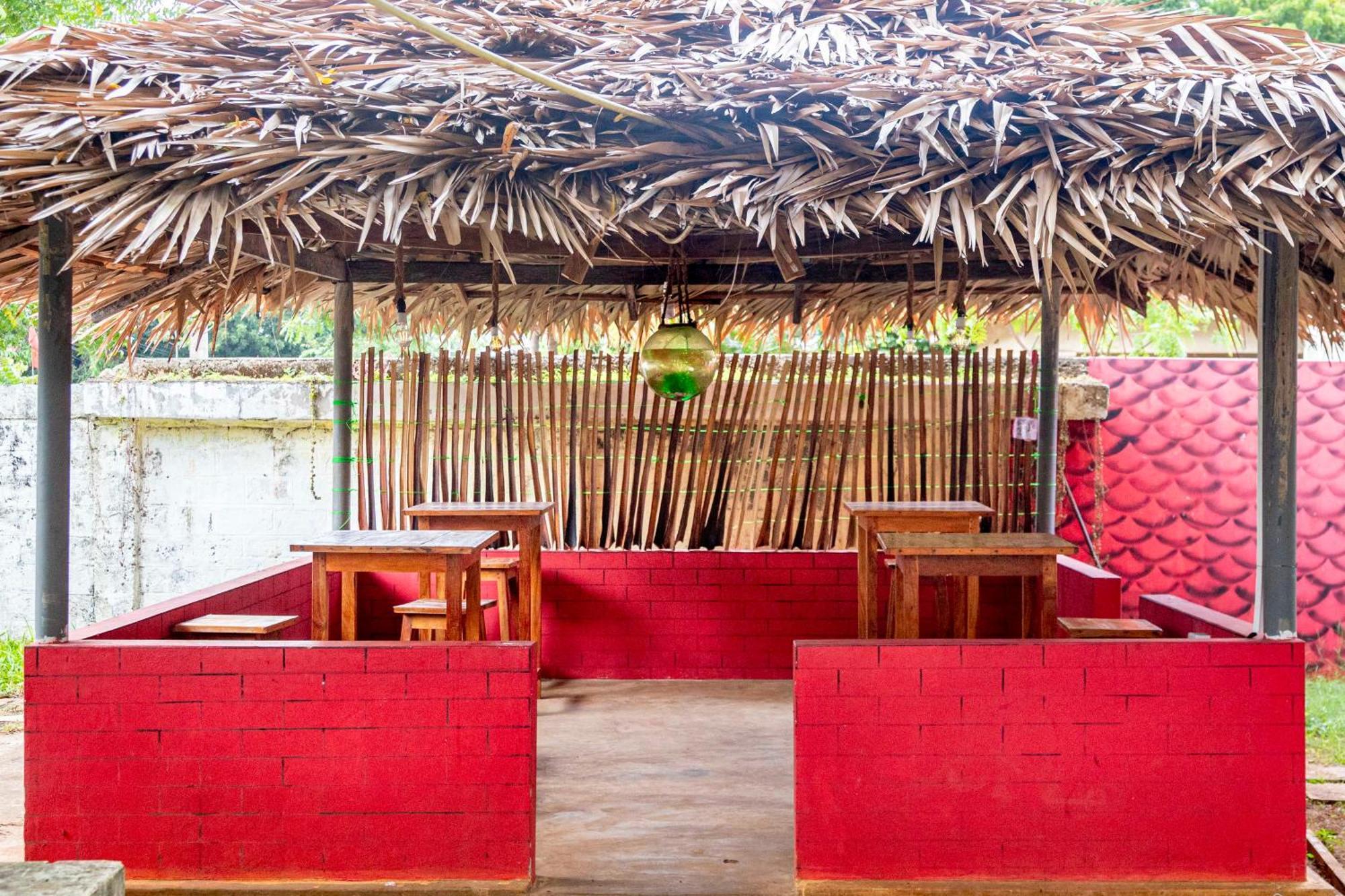 Tony'S Garden House Back Packers Inn Jaffna Exterior photo