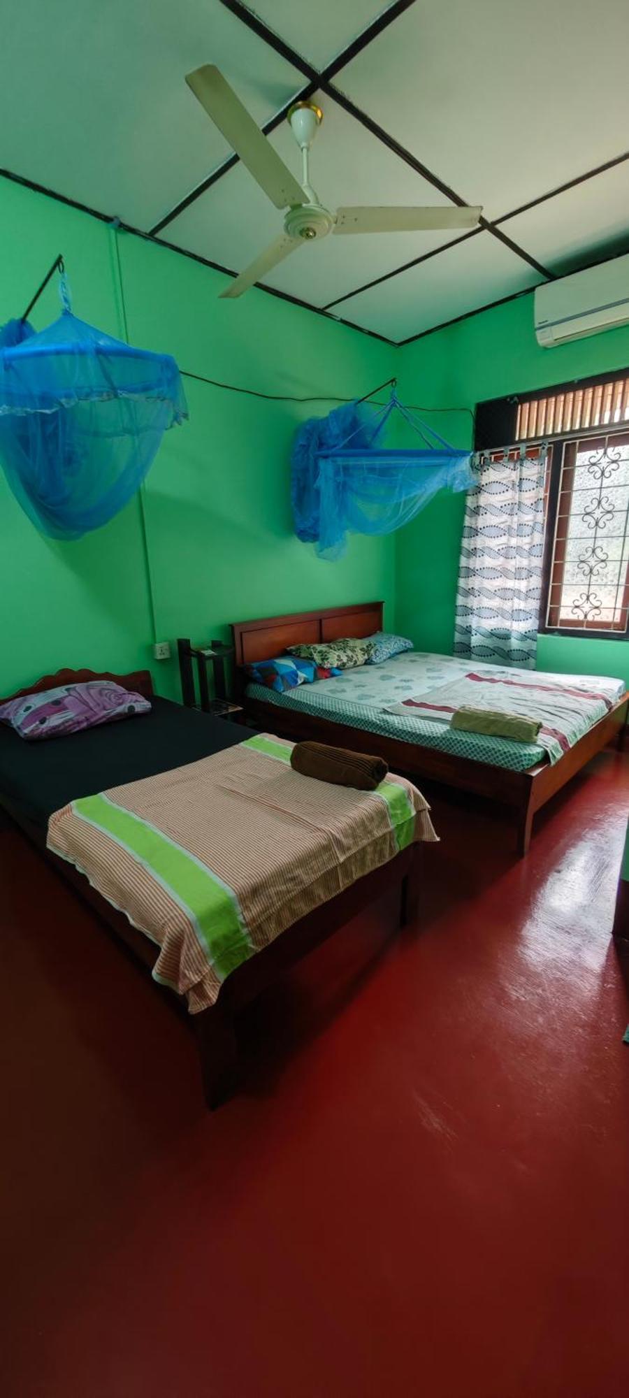 Tony'S Garden House Back Packers Inn Jaffna Exterior photo