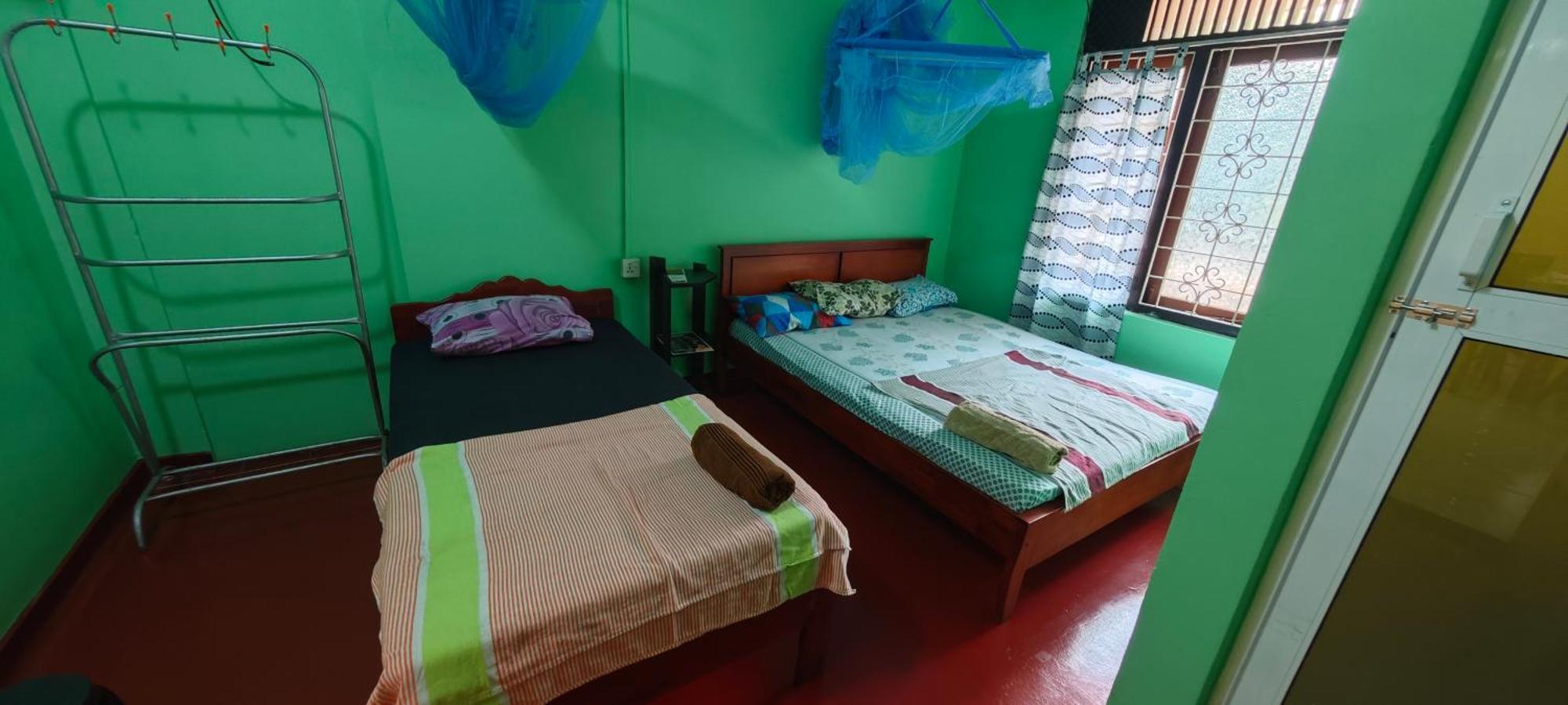 Tony'S Garden House Back Packers Inn Jaffna Exterior photo